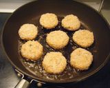 ヘルシー夕食☆おからエビバーグ作り方6写真