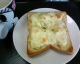 朝食に＊残ったマカロニサラダのトースト＊作り方4写真