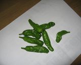ご飯が進む♪ししとうとジャコの昆布茶炒め作り方1写真