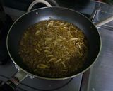 簡単スタミナ☆キャベツと挽肉の辛味パスタ作り方3写真