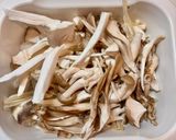 おつまみに！鶏きのこの甘辛チーズ焼き作り方1写真