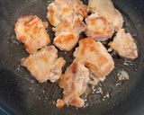 塩こしょうで鶏ももズッキーニ作り方5写真
