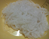 やさしいお酢でさっぱりしらたき中華和え　作り方1写真