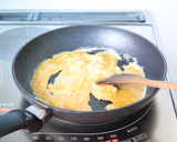 シャキっと【塩塗し白菜と卵の焼飯（炒飯）作り方4写真