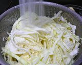 キャベツ半分使ったエビとの炒め物作り方2写真
