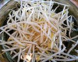 寒い日簡単！豚肉もやし小松菜台湾ラーメン作り方7写真