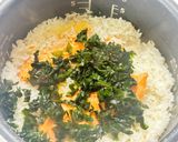 香ばし鮭と磯香るわかめの炊き込みご飯作り方7写真