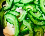 鶏肉＆豆腐の玉子ゴーヤーチャンプルー作り方2写真