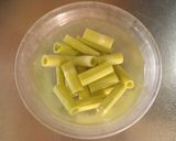 イタドリの天ぷら&皮茶&油炒め作り方7写真