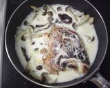 鶏肉ときのこのチーズ煮込み♡作り方5写真