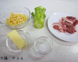 簡単・豚とブロッコリーの芯のバター炒め作り方1写真
