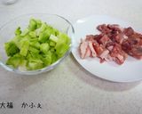 簡単・豚とブロッコリーの芯のバター炒め作り方2写真