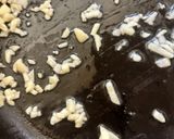 鶏ひき肉で作る絶品！ガパオライス😋作り方3写真