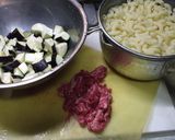 茄子とマカロニのトマトソース炒め作り方1写真