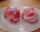豚しゃぶ用のお肉で肉巻きおにぎり作り方2写真