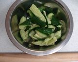 叩きキュウリの胡麻醤油和え作り方1写真