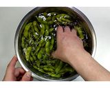 おやつに!塩枝豆ずんだ大福★動画あり★作り方1写真