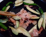 【旬】豚と茄子・しし唐の和風カレー炒め作り方2写真