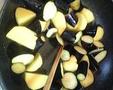 田舎あじ♪なすとじゃが芋のあまから炒め煮作り方2写真