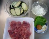夏はさっぱり♪豚肉の梅にんにくソースかけ作り方1写真