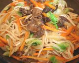 コラーゲンたっぷり★ホルモン焼きうどん作り方4写真