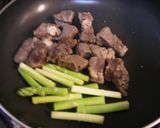 柔らかお肉のステーキ、とまスタードソース作り方5写真