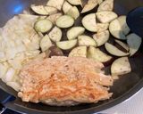 簡単＊鶏むね茄子のとろ〜りオムハヤシ丼作り方1写真
