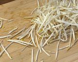 油揚げともやしの塩炒め作り方1写真