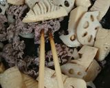 竹の子と牛肉、蓮根のオイスターソース炒め作り方5写真
