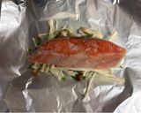 鮭ときのこのバターホイル蒸し作り方4写真