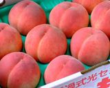 可愛いピンク色 ♪ 桃のコンポート作り方1写真
