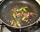 豚挽肉とバジルのタイ風混ぜご飯作り方4写真