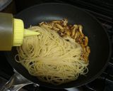 きのこのつやてり和風ガーリックパスタ作り方4写真