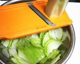 瓜(うり)とワカメのシャキシャキ酢の物作り方2写真
