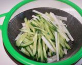 ごま油と温たまDEサラダうどん作り方1写真