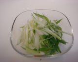 ごま油と温たまDEサラダうどん作り方2写真