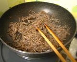 こっくり甘辛☆お肉とこんにゃく納豆作り方2写真