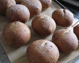 ぱくぱく全粒粉プチパン~胡桃レーズン作り方11写真