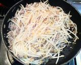 サッと一品☆もやしと挽肉の甘辛炒め作り方2写真