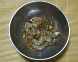 エビのエスニック風 ガーリック焼き作り方3写真