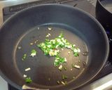 冷凍うどんで『トマト焼きうどん』作り方2写真