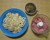 豚ひき肉とれんこんの中華風きんぴら作り方1写真