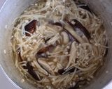 もやしと 鶏ひき肉 えのき 椎茸の 味噌中華煮✿作り方3写真