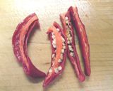 菜園採れのスパイシーガーリックオイル作り方3写真