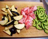 ゴーヤーと茄子のピリ辛炒め作り方1写真