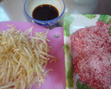 家計にやさしい♪ひき肉ともやしだけ炒め作り方1写真