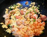楽しいエビの簡単剥き方・・・で　卵炒め作り方13写真