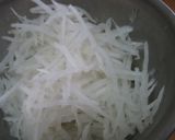鮭フレークと大根のサラダ作り方1写真