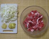 簡単！豚こま肉とキャベツの塩だれ蒸し作り方1写真