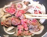 ✿牛肉と玉ねぎのカレーケチャップ炒め✿作り方3写真